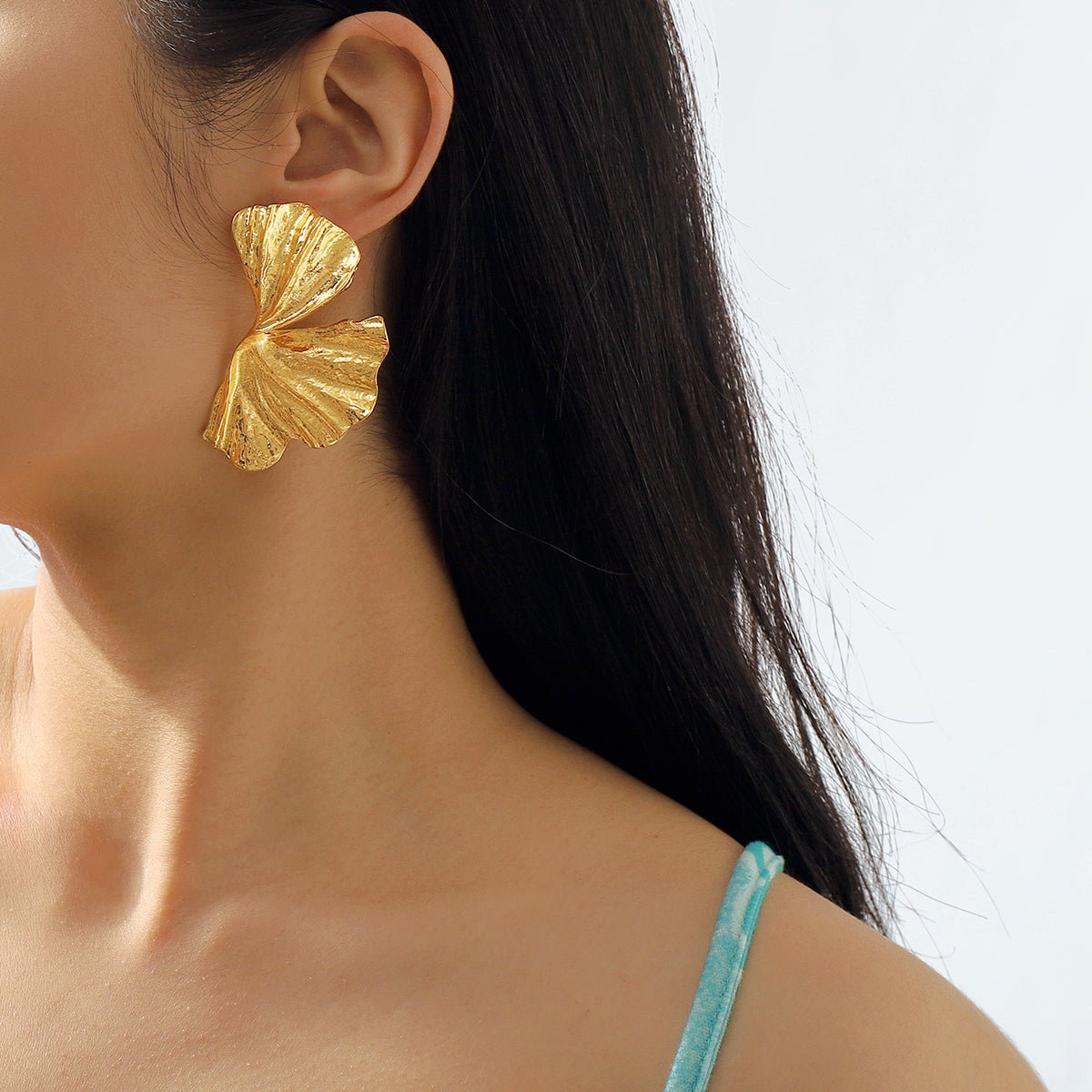 Golden Ginkgo Leaf Studs ⭐⭐⭐⭐⭐ - DAG JEWELRY